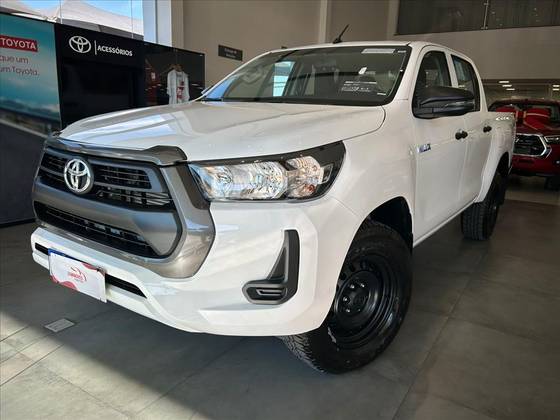 TOYOTA HILUX 2.8 D-4D TURBO DIESEL CD POWER PACK 4X4 AUTOMÁTICO